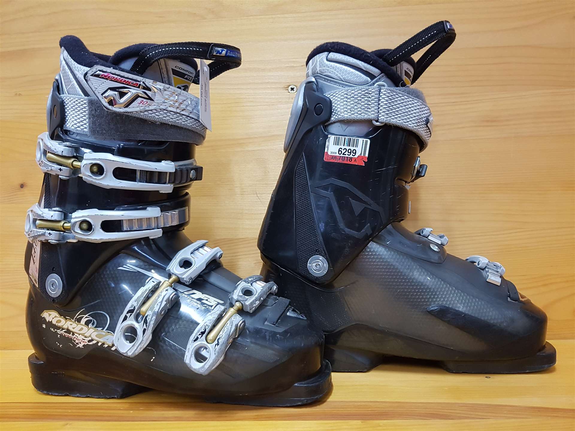 Bazárové lyžařské boty NORDICA Machine