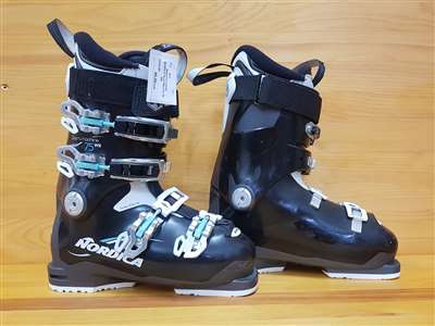 Bazárové lyžařské boty NORDICA Sport Machine 75 WR