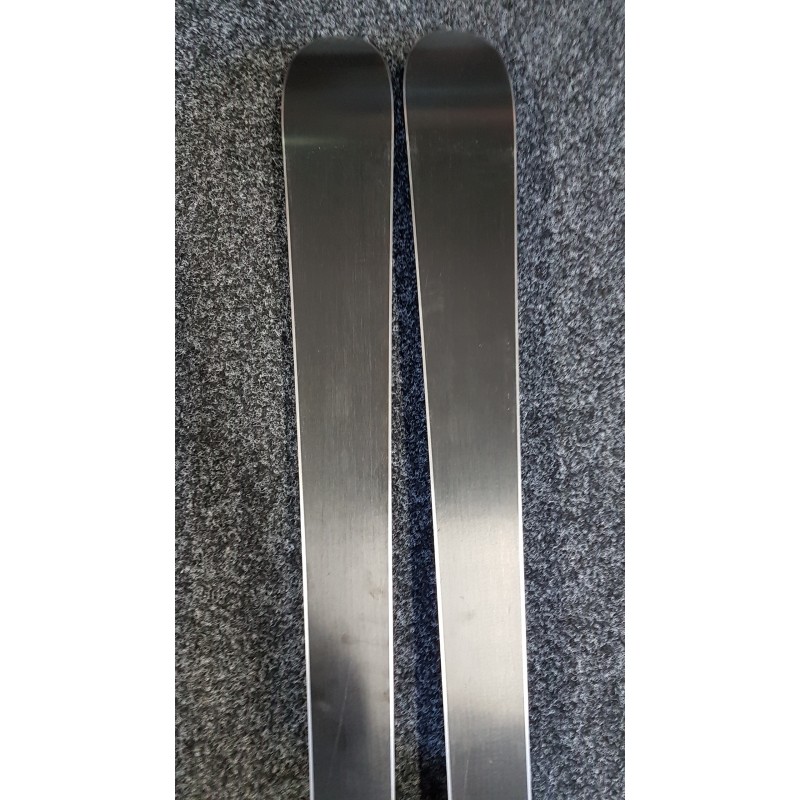 Ježděné lyže KRUK XS:8 RACE